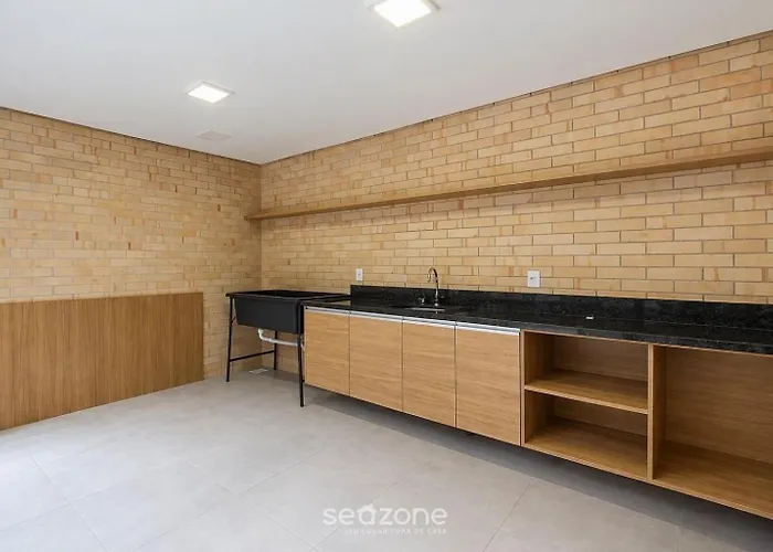 Em Cond. C/ Piscina E Vista Cid. Tbf0609 *